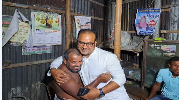 হরিরামপুরে উপজেলা নির্বাচনে প্রথমবারের মতো কেন্দ্রীয় নেতা